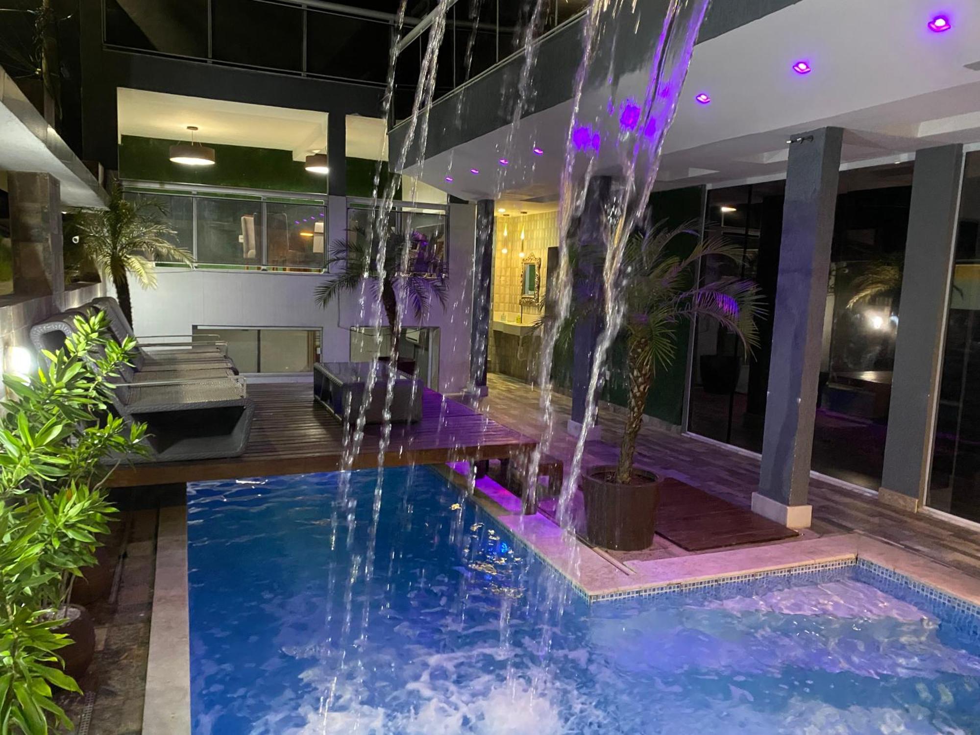 Luxuosa Casa Ilha De Guaratiba Rumah liburan